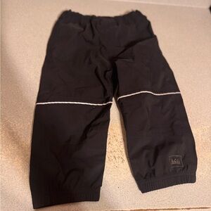 REI windbreaker pants size 2T
